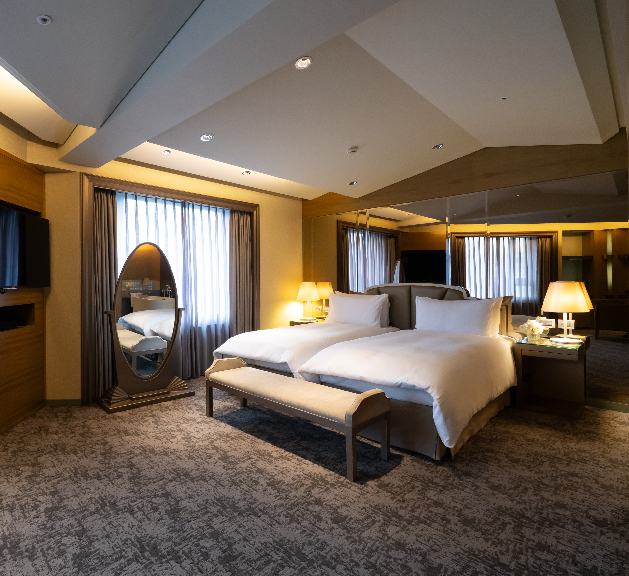 Corner Suite Package